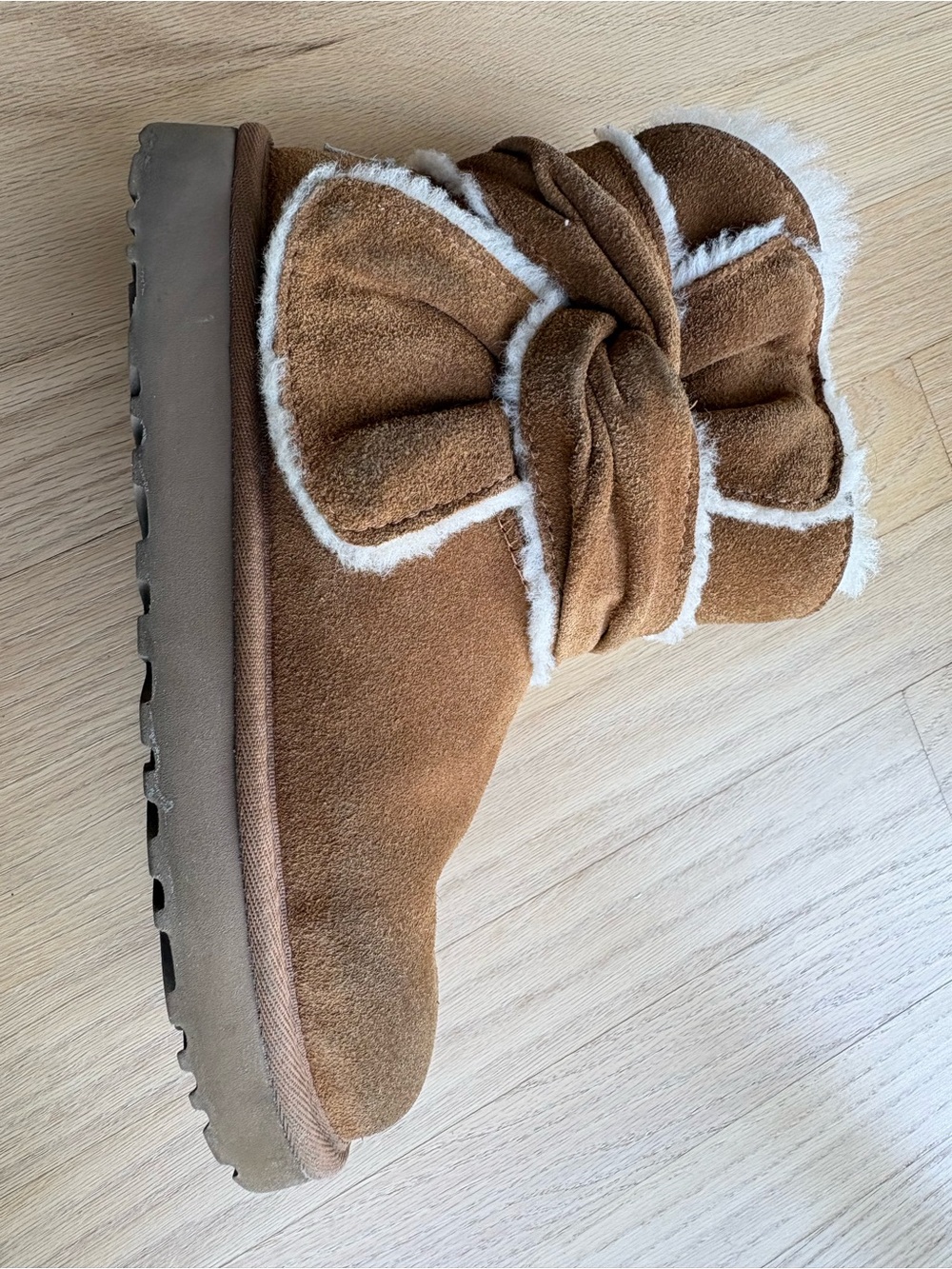 UGG Chestnut Suede Shearling Short Boot - Picture 9 of 10